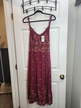Torrid Burgundy Floral and Skull Print Dress, 3X, NWT